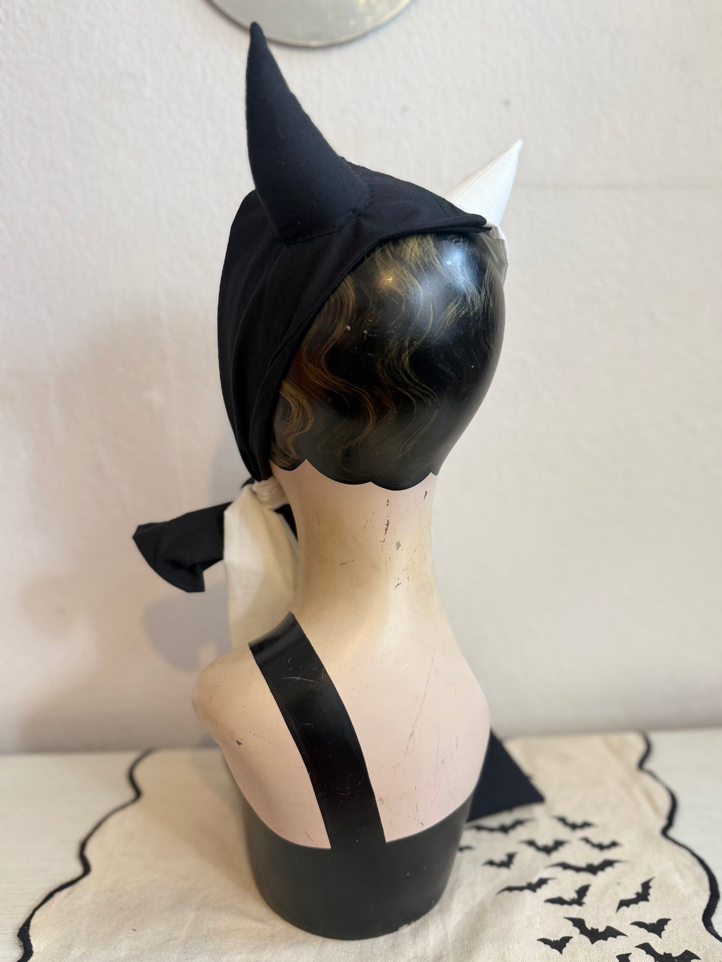Little Devil Vintage Headband in Black & Off White