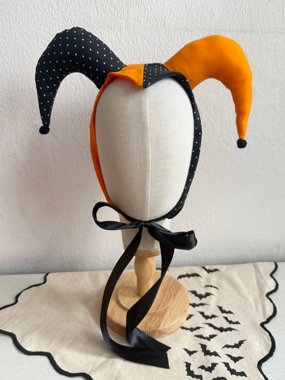 Jester Vintage Style Headband in Orange & Black
