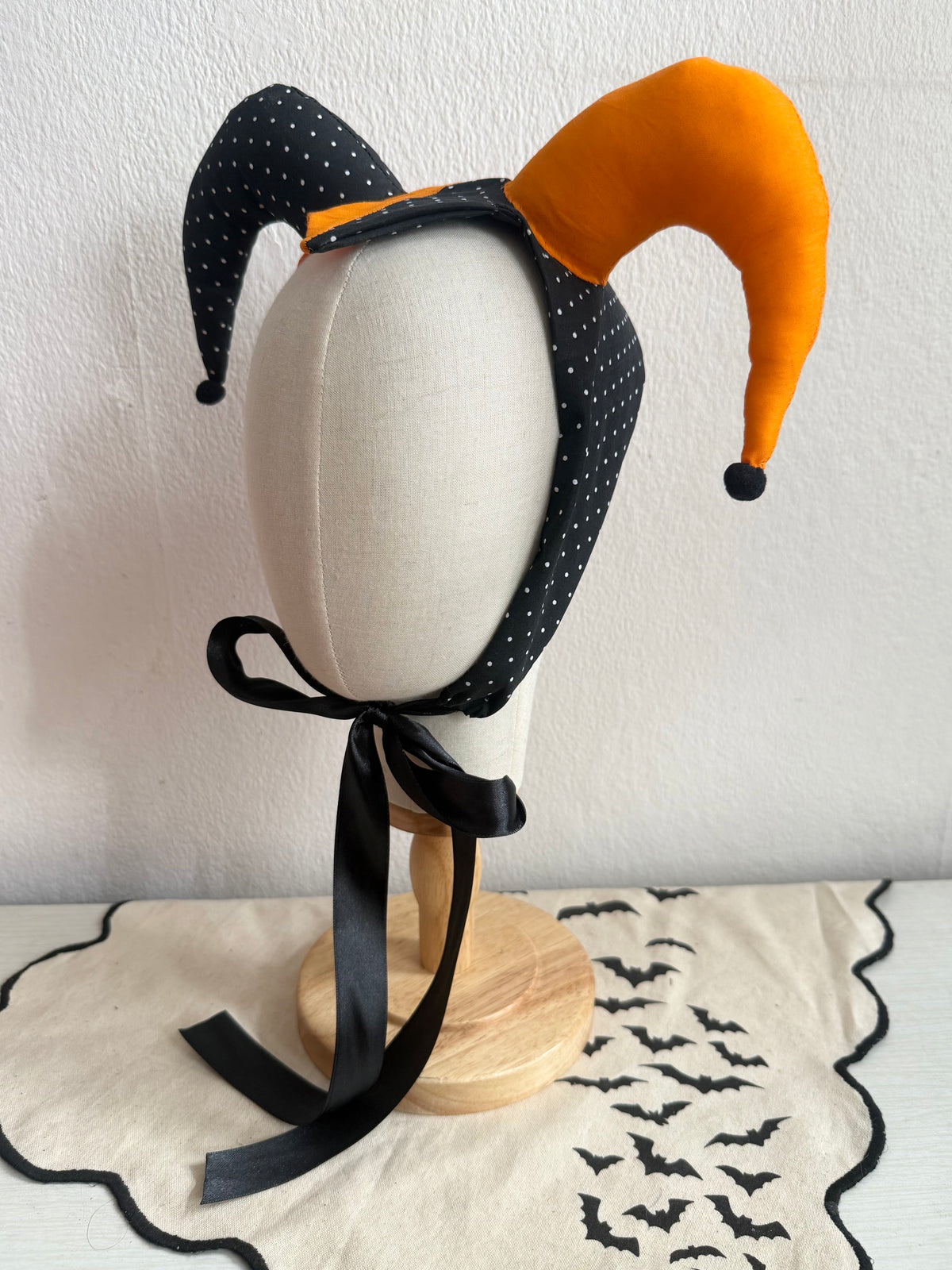 Jester Vintage Style Headband in Orange & Black