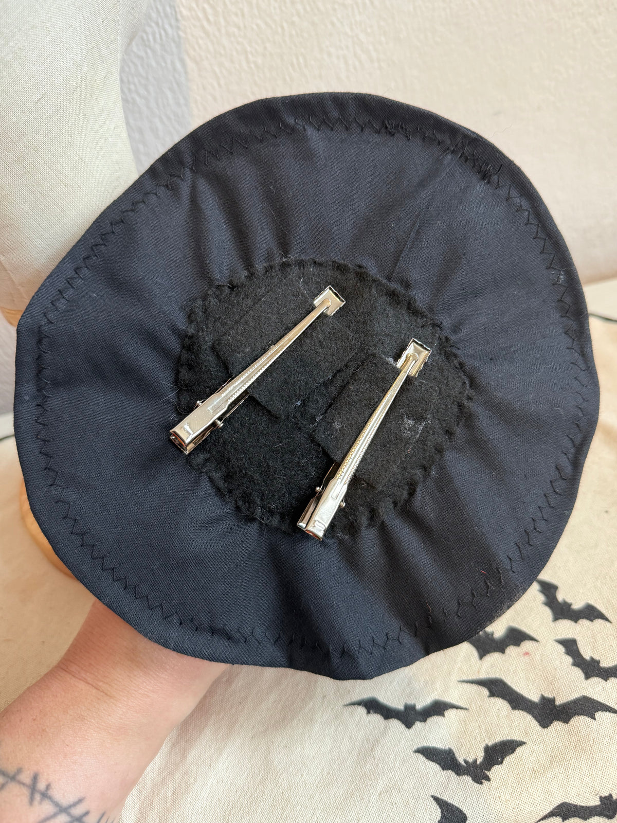 Witch hat base